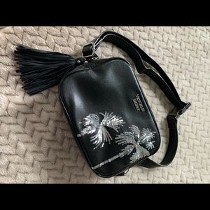 COPY - Victoria secret fanny pack